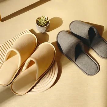 2023 новая женская обувь летние сандалии и тапочки нового стиля с мягкой подошвой для помещений baomao PD-129
