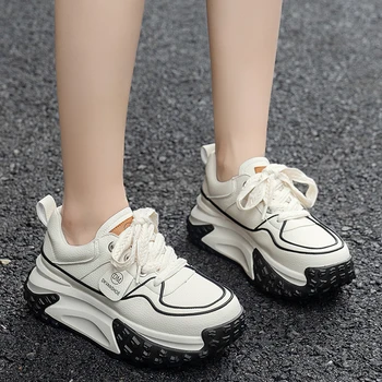 2023 Женская летняя обувь на платформе, модные удобные сетчатые женские кроссовки на шнуровке, прогулочная повседневная однотонная обувь для женщин
