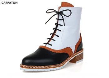 Carpaton / Новинка 2018 года; смешанная обувь из искусственной кожи с шлифовкой и отстрочкой; Модные женские короткие ботинки с ремешками на щиколотках на квадратном каблуке и круглым носком;