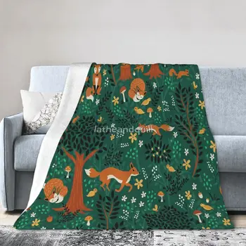 Лисы, играющие в Изумрудном лесу, Ультрамягкое одеяло из микрофлиса